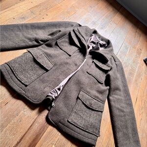Vintage  Women's Tweed Herringbone Coat Brown Button Shoulder Pockets Small
